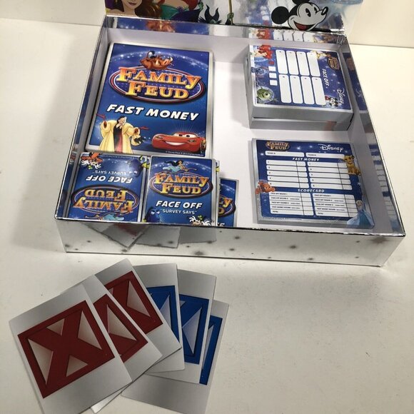 Family Feud Disney Edition Silver Box Signature Board Game 100% Complete EUC - Picture 3 of 5
